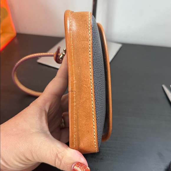 Dooney & Bourke Black and Tan Clutch - Picture 7 of 10